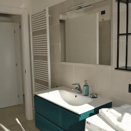 Apartament Bilocale Moderno Con Doppia Terrazza A Corvetto M3 *