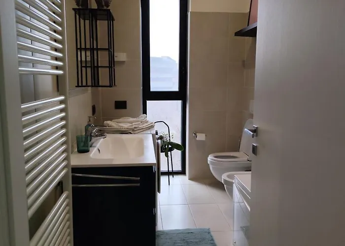 Bilocale Moderno Con Doppia Terrazza A Corvetto M3